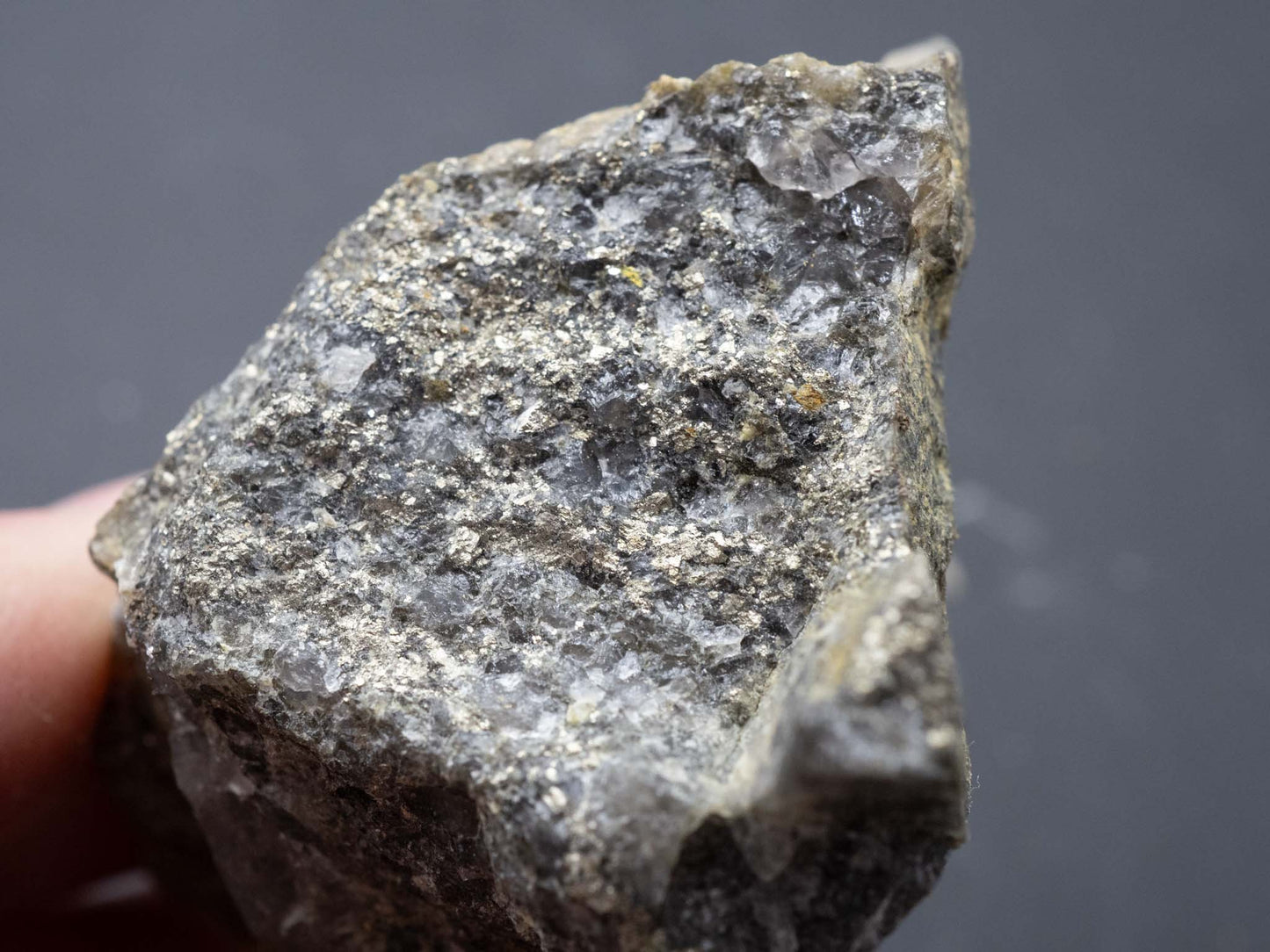 Uraninite/Brannerite in Quartz/Pyrite Conglomerate - Stanleigh Mine, Gunterman Township, Elliot Lake area, Algoma District, Ontario, Canada