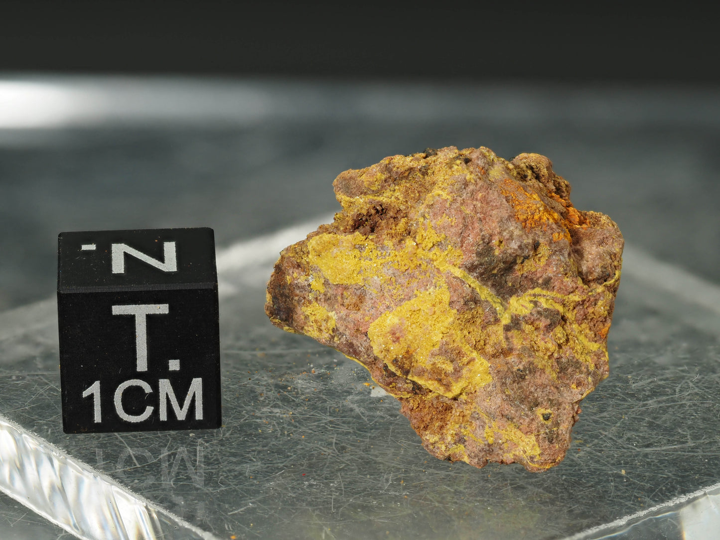 Curite - Shinkolobwe Mine, Shinkolobwe, Kambove Territory, Haut-Katanga, DR Congo