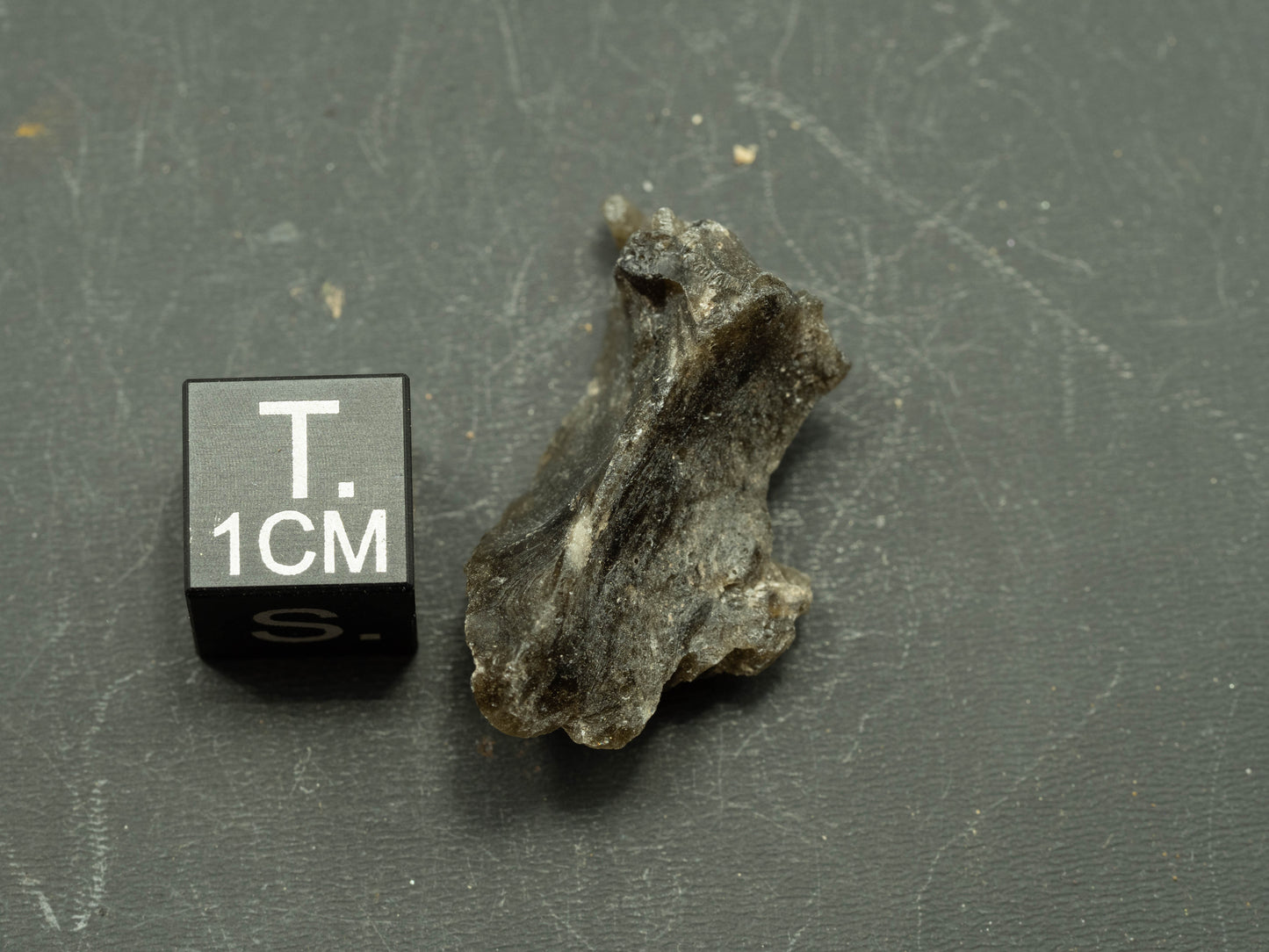 Darwin Crater Impact Glass (7.37 g) - Darwin, Queenstown district, West Coast municipality, Tasmania, Australia