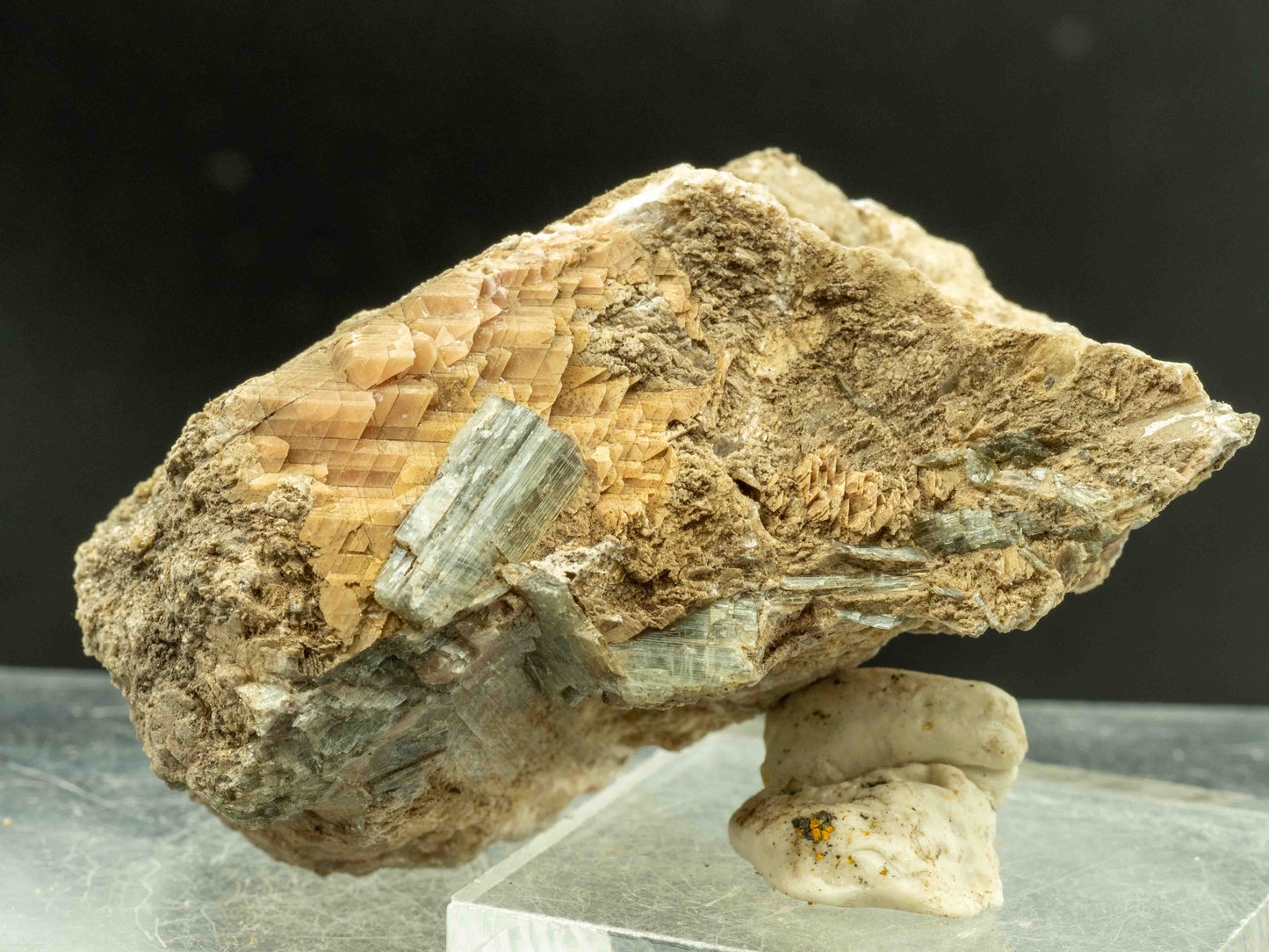 Actinolite - Dyno Turn, Cardiff Township, Highlands East Township, Haliburton County, Ontario, Canada