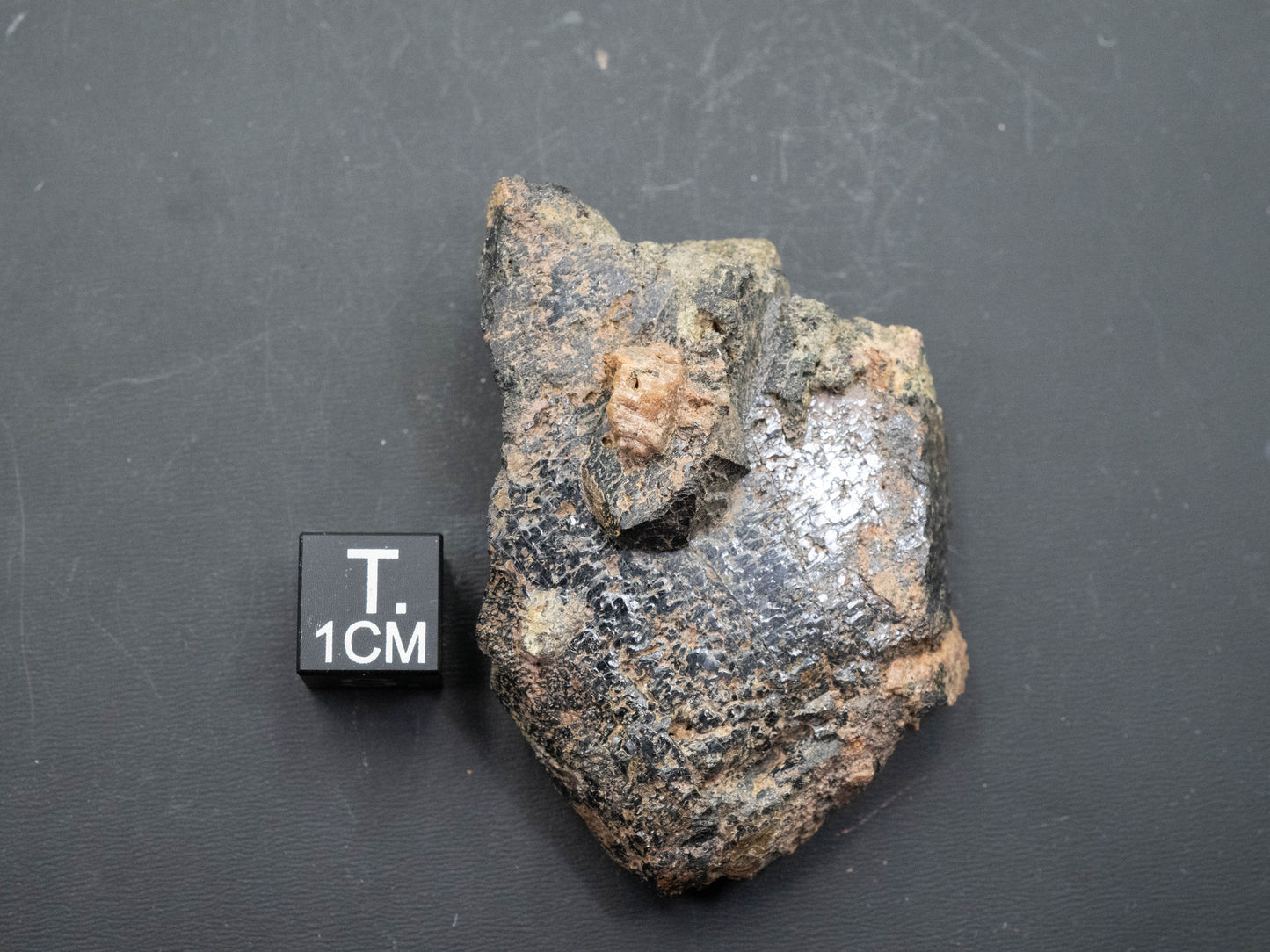 Allanite - Parham Prospect, Parham, Ontario, Canada