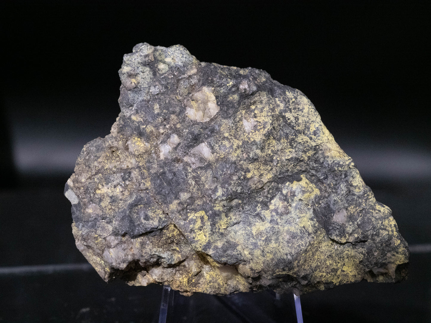 Coffinite & Volborthite - Shinarump Conglomerate, Navajo County, Arizona, USA