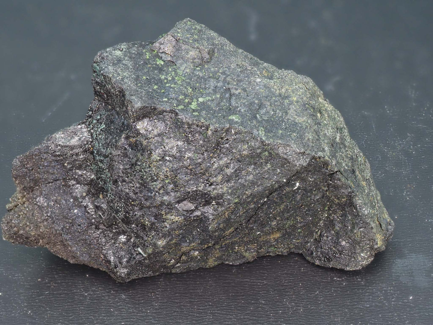 Uraninite & Hydrocarbons - Temple Mountain Mining District? - Utah, USA