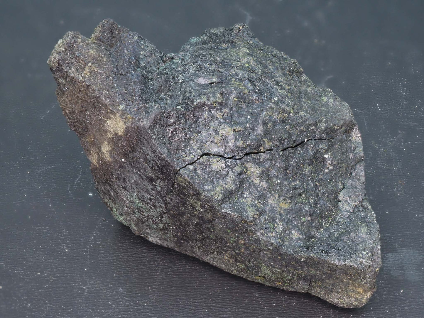 Uraninite & Hydrocarbons - Temple Mountain Mining District? - Utah, USA