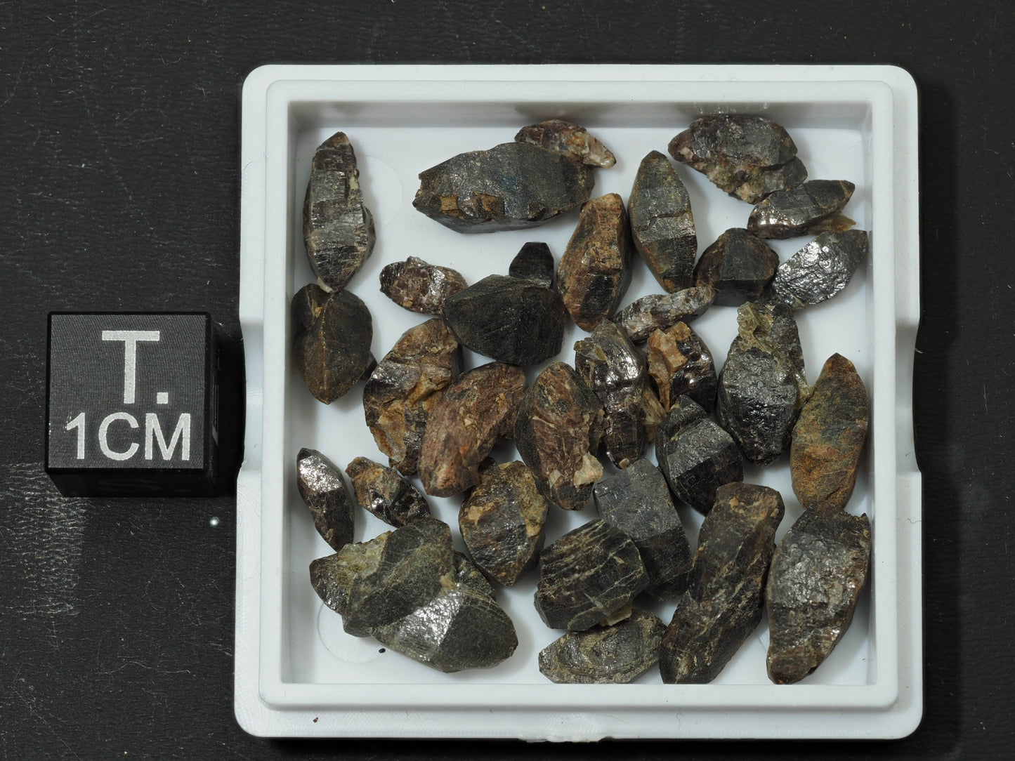 Cyrtolite Zircon - Saranac Properties, Hastings County, Ontario, Canada (11g lot)