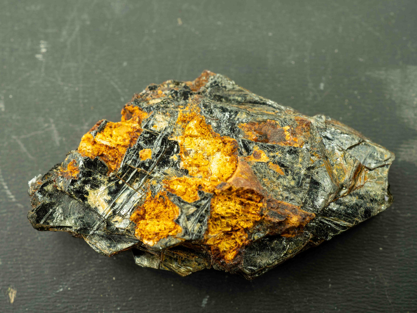 Thorite var. Thorogummite on Ferrian Annite — Suishoyama Pegmatite, Iizaka Village, Fukushima Prefecture, Japan