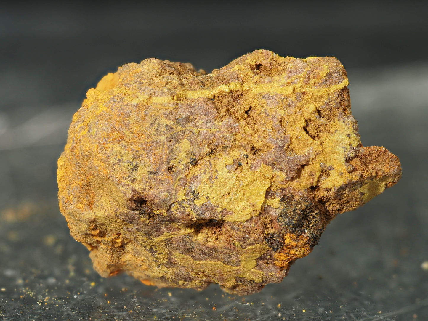 Curite - Shinkolobwe Mine, Shinkolobwe, Kambove Territory, Haut-Katanga, DR Congo