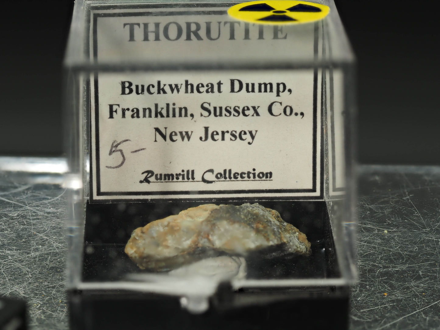 Thorutite - Buckweat Dump, Franklin, NJ, USA