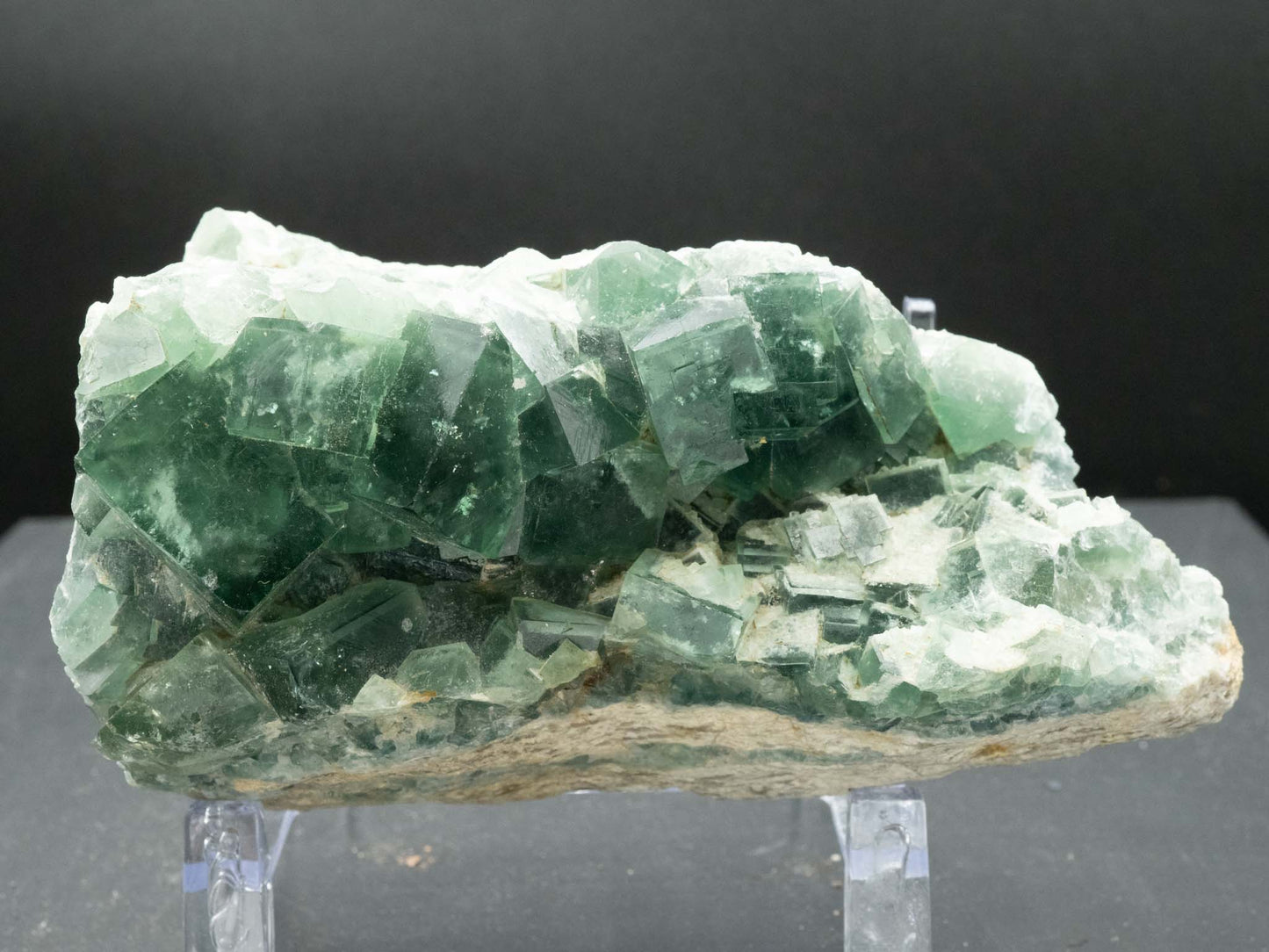 Fluorite - Mandrosonoro, Ambatofinandrahana, Amoron’i Mania, Madagascar