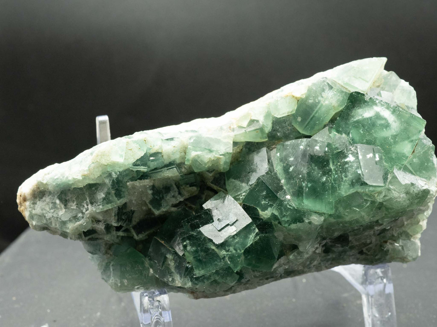 Fluorite - Mandrosonoro, Ambatofinandrahana, Amoron’i Mania, Madagascar