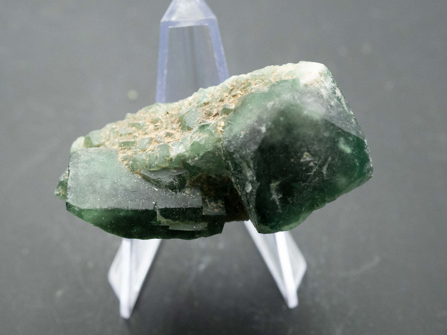 Fluorite - Mandrosonoro, Ambatofinandrahana, Amoron’i Mania, Madagascar