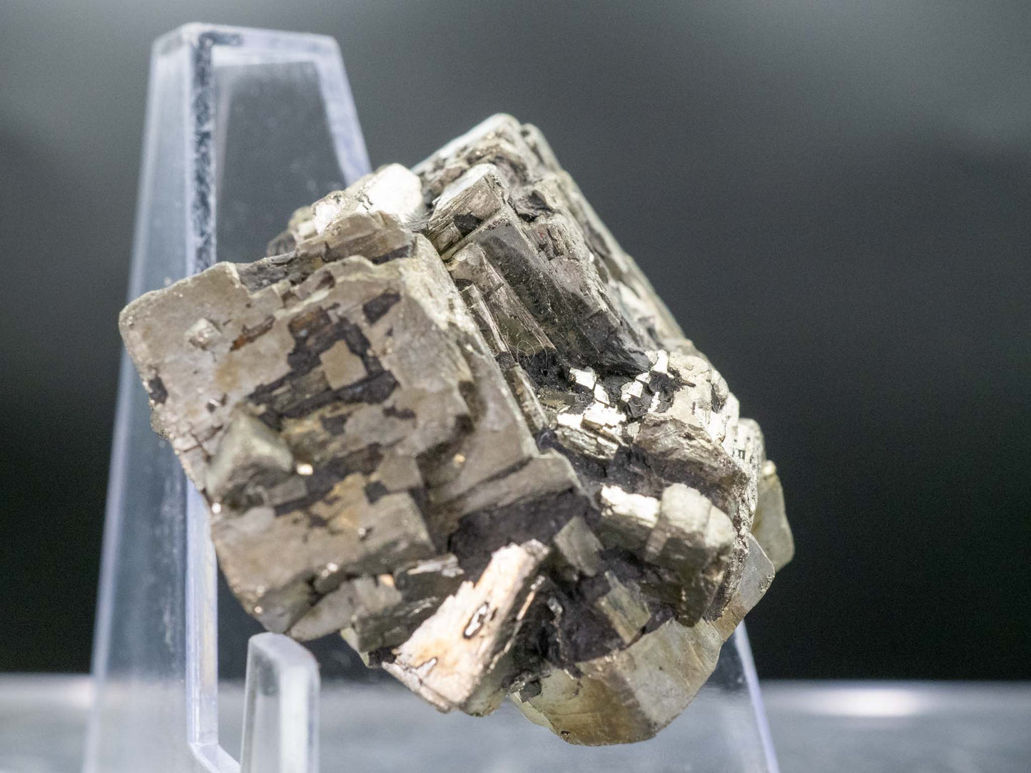 Pyrite - Tea Cove, Port au Port Peninsula, Newfoundland, Canada