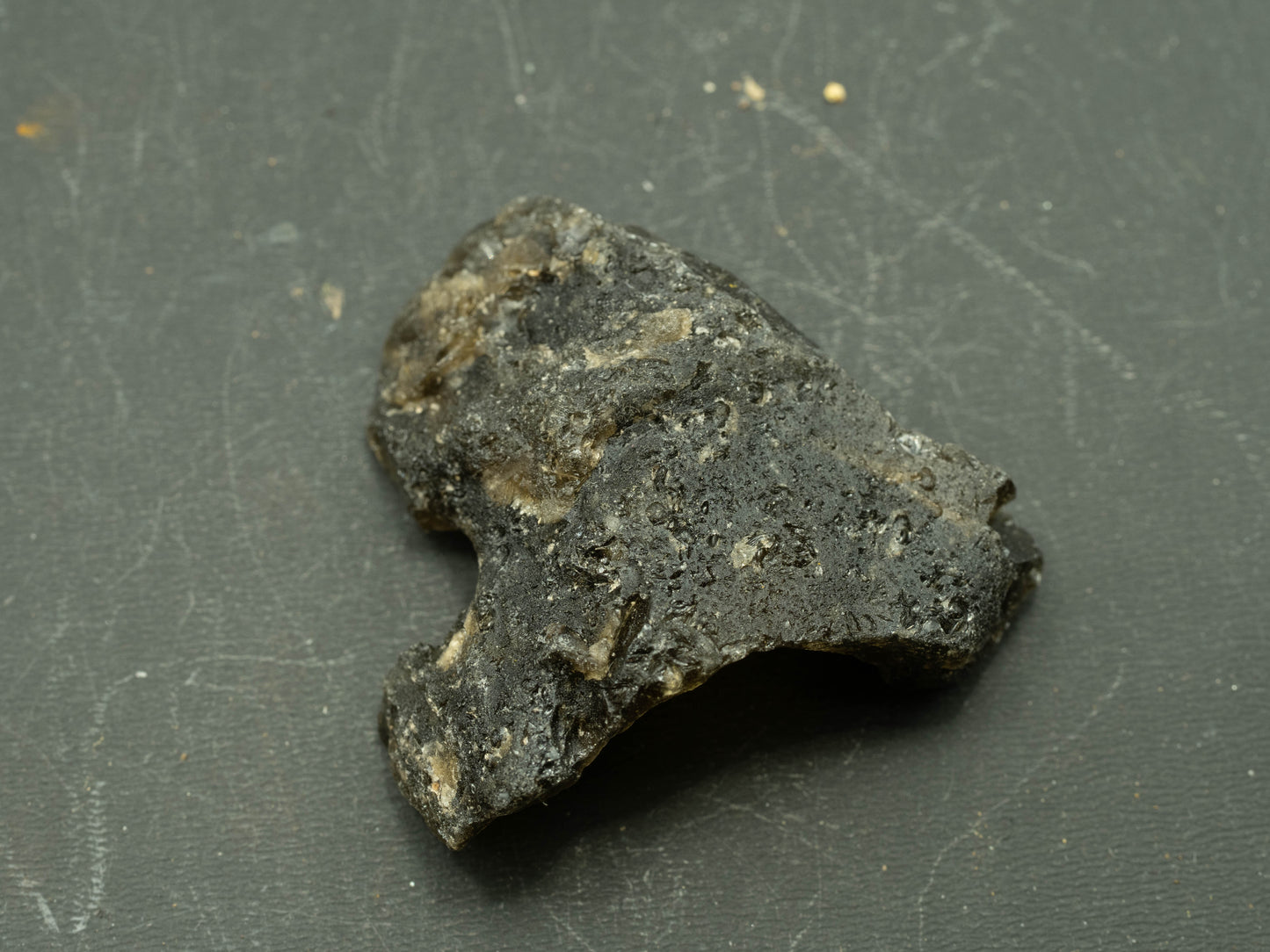 Darwin Crater Impact Glass (4.5g) - Darwin, Queenstown district, West Coast municipality, Tasmania, Australia
