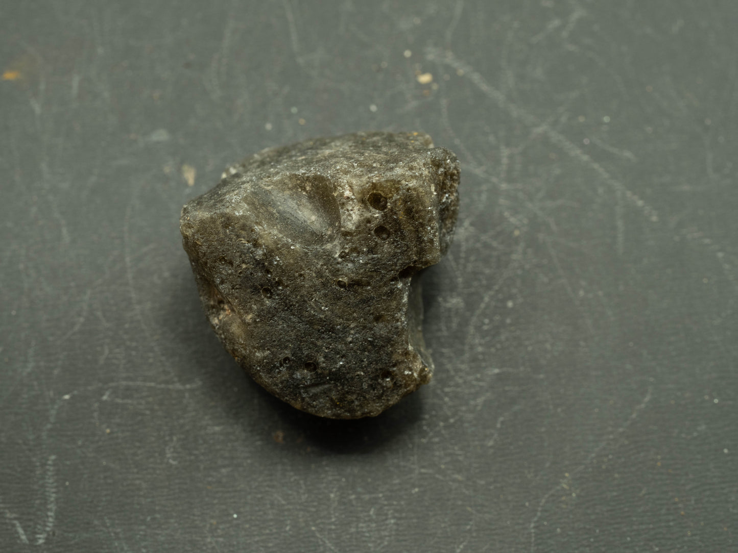 Darwin Crater Impact Glass (9 g) - Darwin, Queenstown district, West Coast municipality, Tasmania, Australia