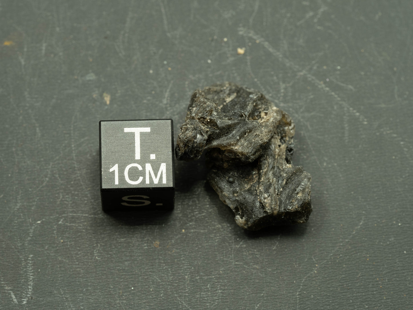 Darwin Crater Impact Glass (9 g) - Darwin, Queenstown district, West Coast municipality, Tasmania, Australia