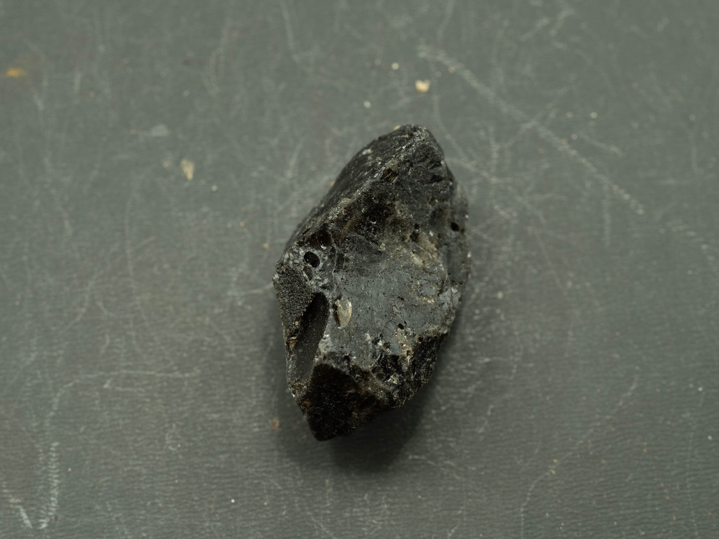 Darwin Crater Impact Glass (7.37 g) - Darwin, Queenstown district, West Coast municipality, Tasmania, Australia