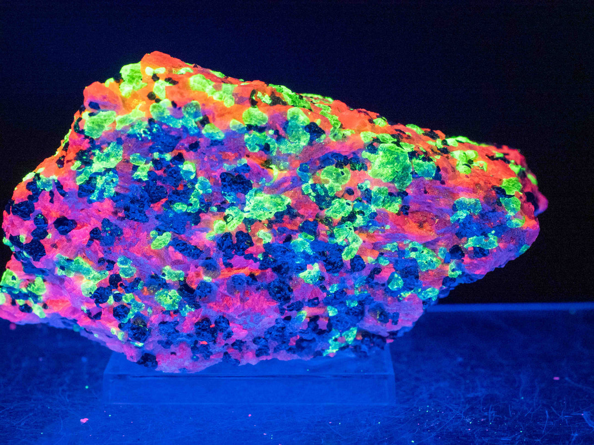 Fluorescent Calcite/Willemite - Sterling Hill Mine, Franklin, New Jersey