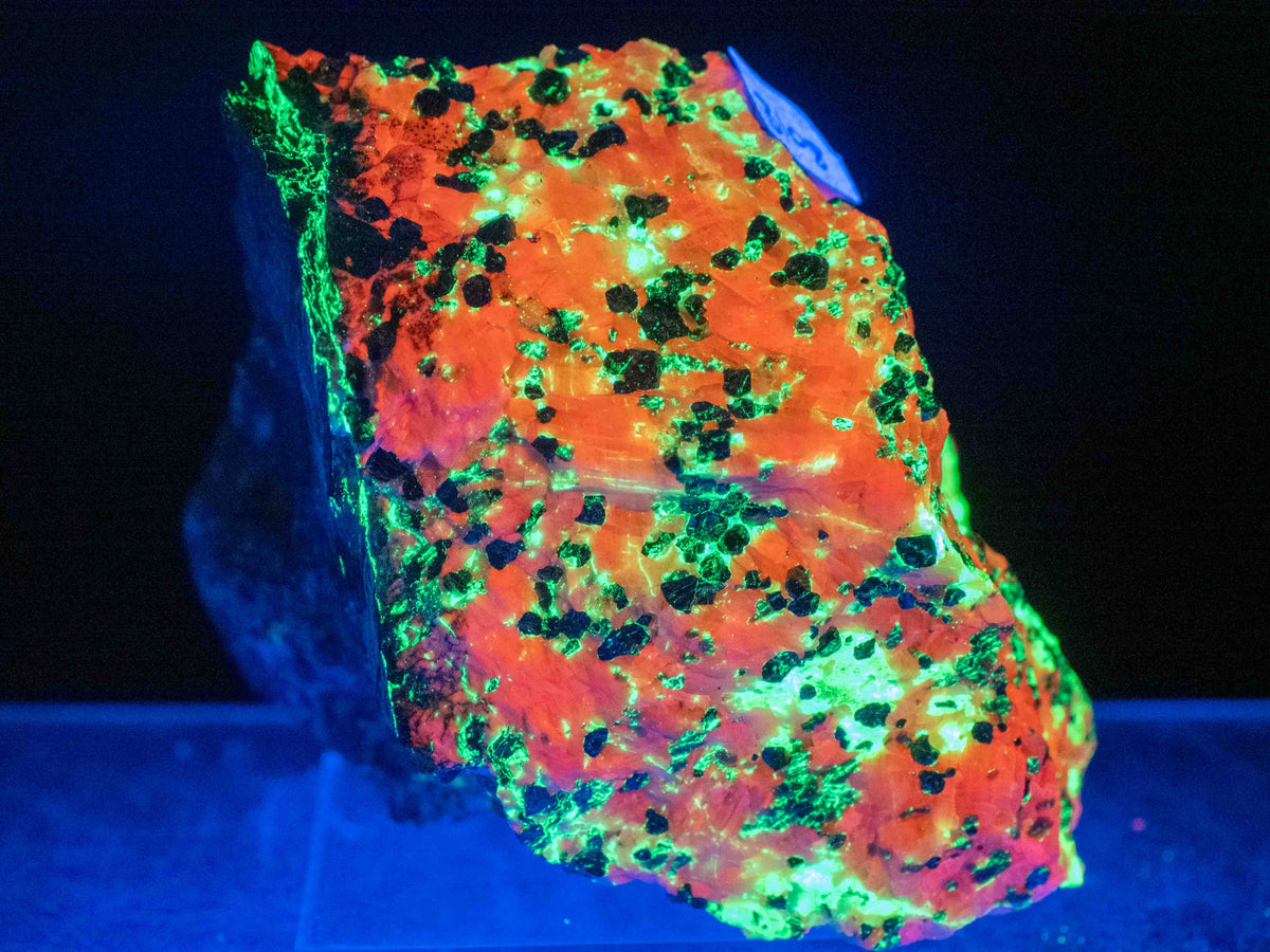 Fluorescent Calcite/Willemite — Sterling Hill Mine, Franklin, New Jersey