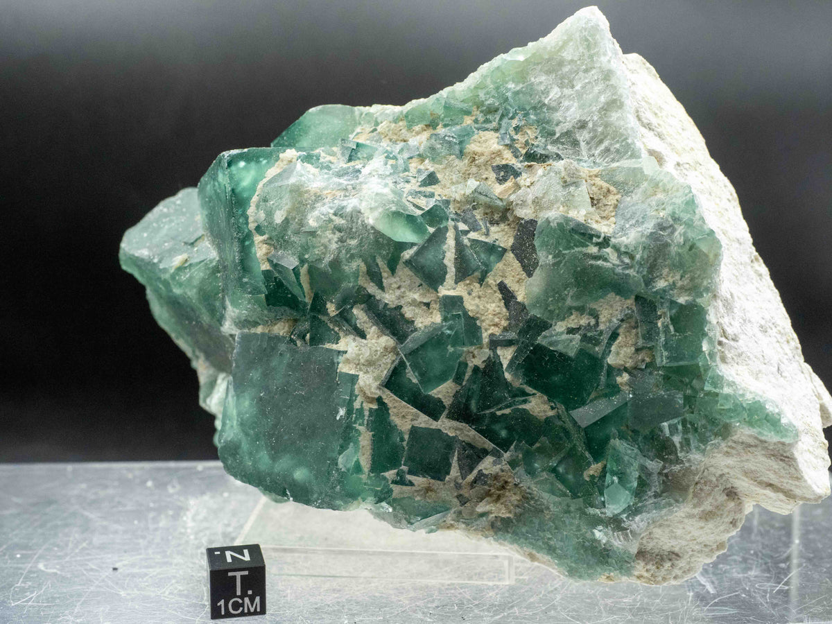Fluorite - Mandrosonoro, Ambatofinandrahana, Amoron’i Mania, Madagascar