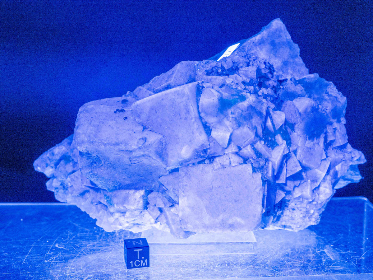 Fluorite - Mandrosonoro, Ambatofinandrahana, Amoron’i Mania, Madagascar