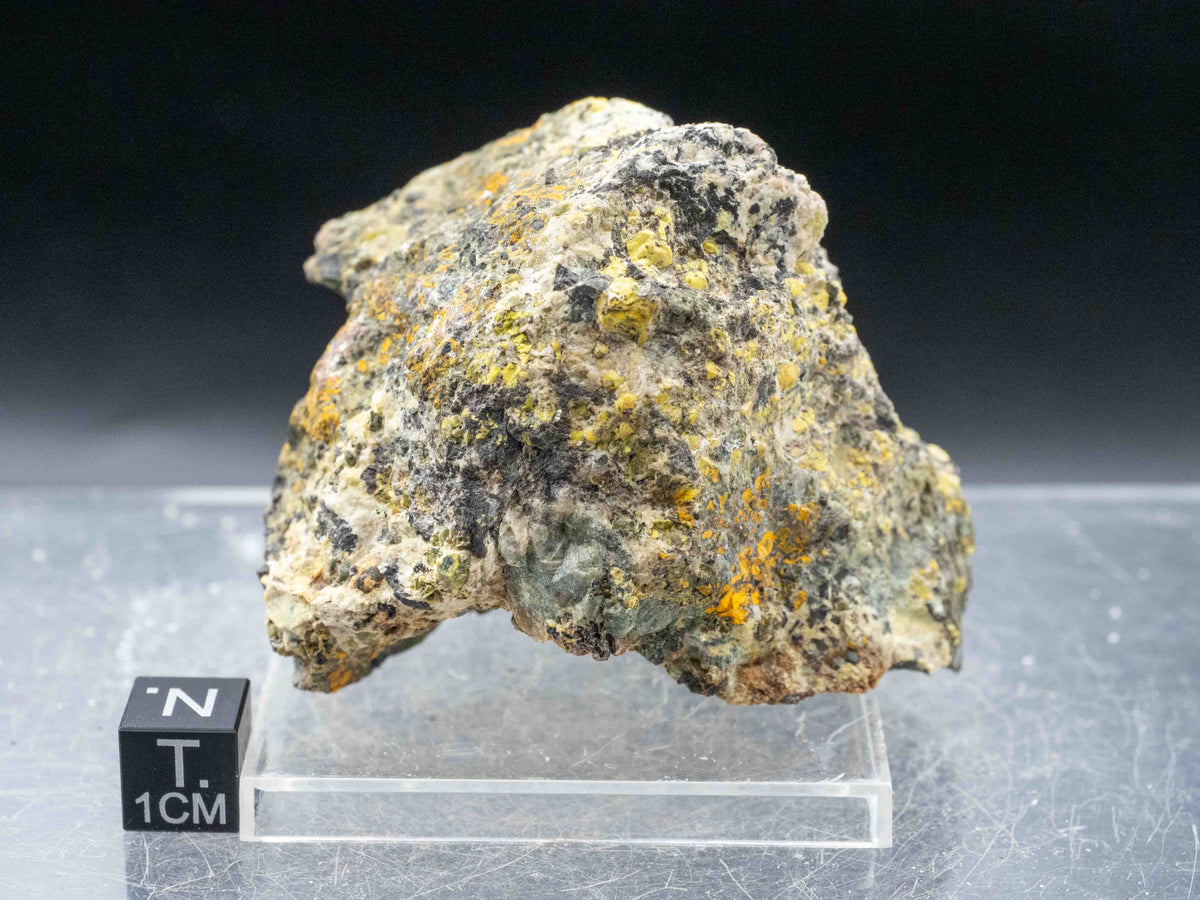 Fourmarieite and Curite on Gummite/Uraninite - Ruggles Mine, Grafton, New Hampshire, USA