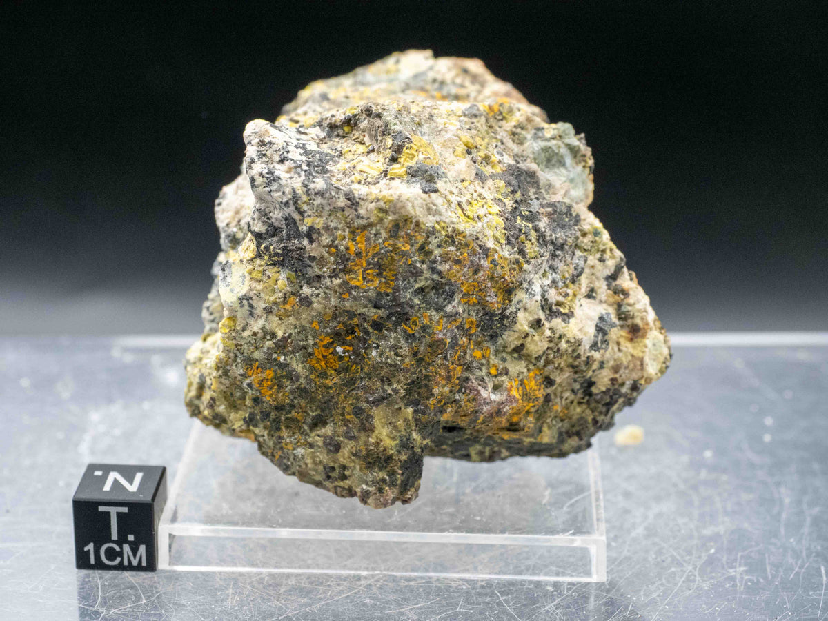 Fourmarieite and Curite on Gummite/Uraninite - Ruggles Mine, Grafton, New Hampshire, USA