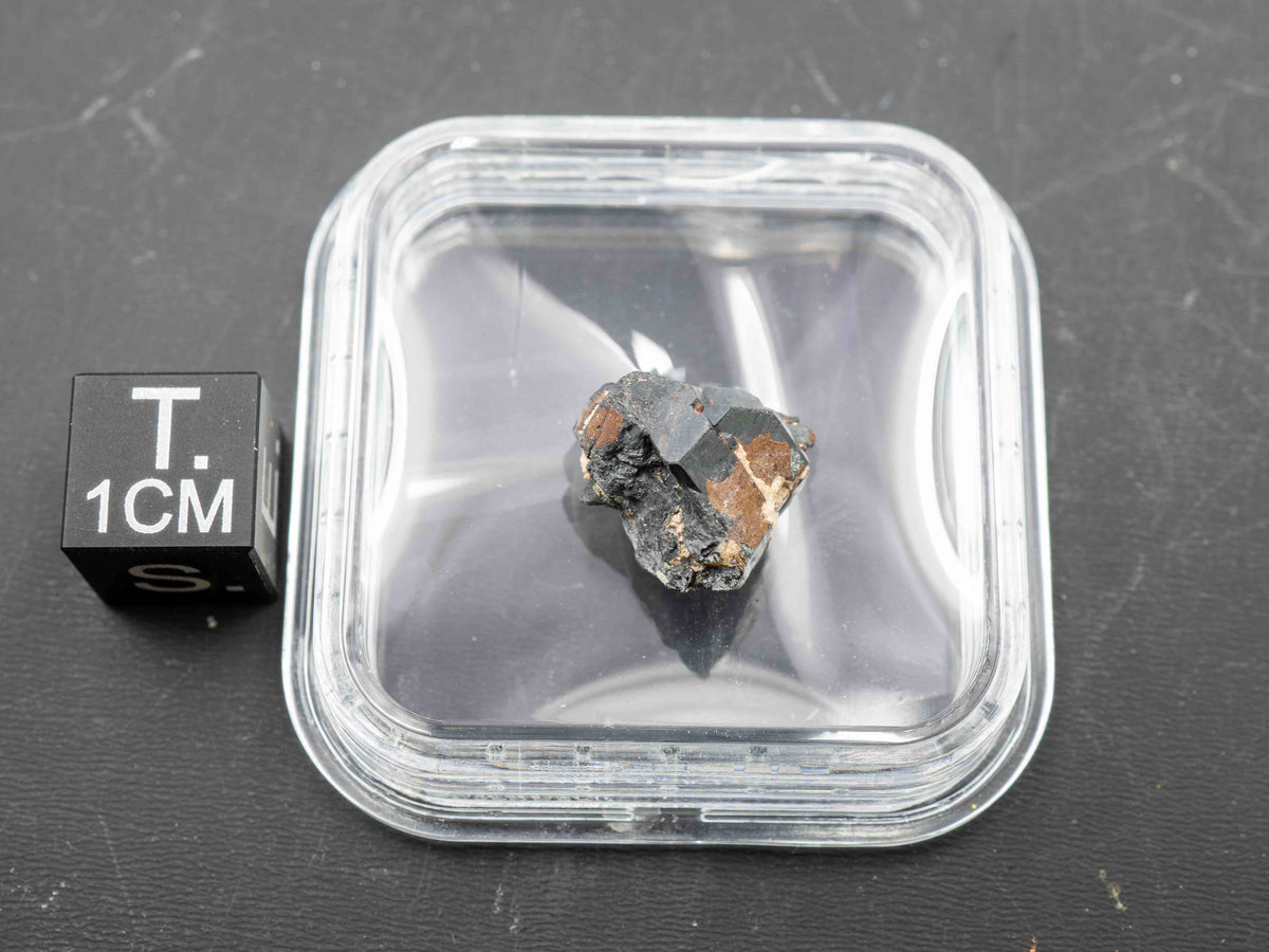 Uraninite Crystal, Swamp #1 Quarry, Topsham, Maine, USA