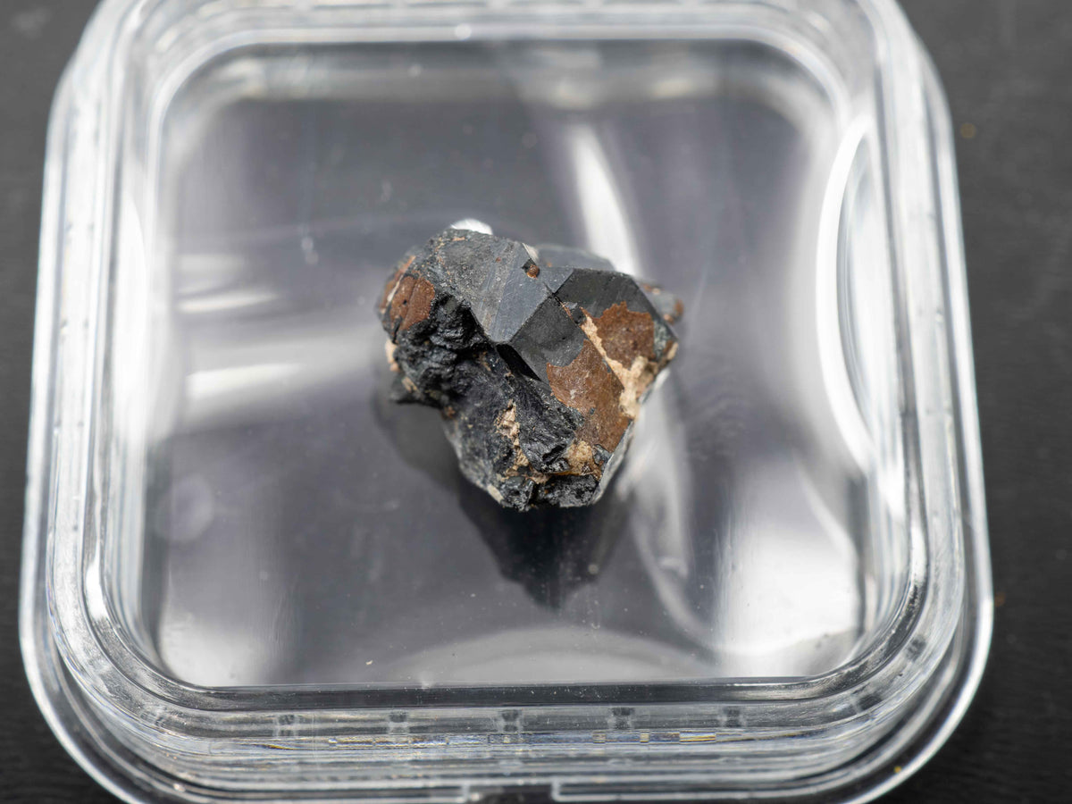 Uraninite Crystal, Swamp #1 Quarry, Topsham, Maine, USA