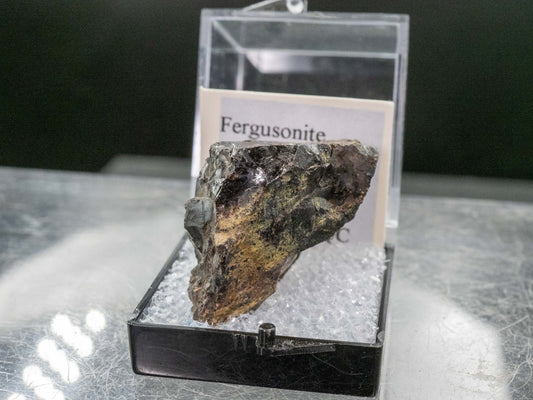 Fergusonite-(Y) - Evans Lou Mine, St. Pierre-de, Wakefield, Quebec, Canada