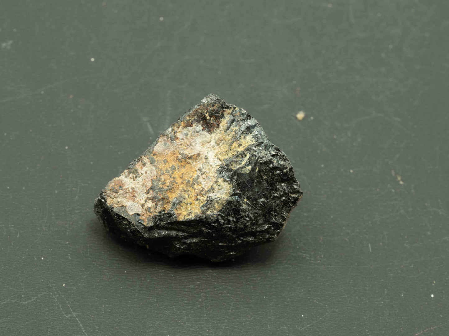Samarskite-(Y) — Platte County, Jefferson County, Colorado, USA