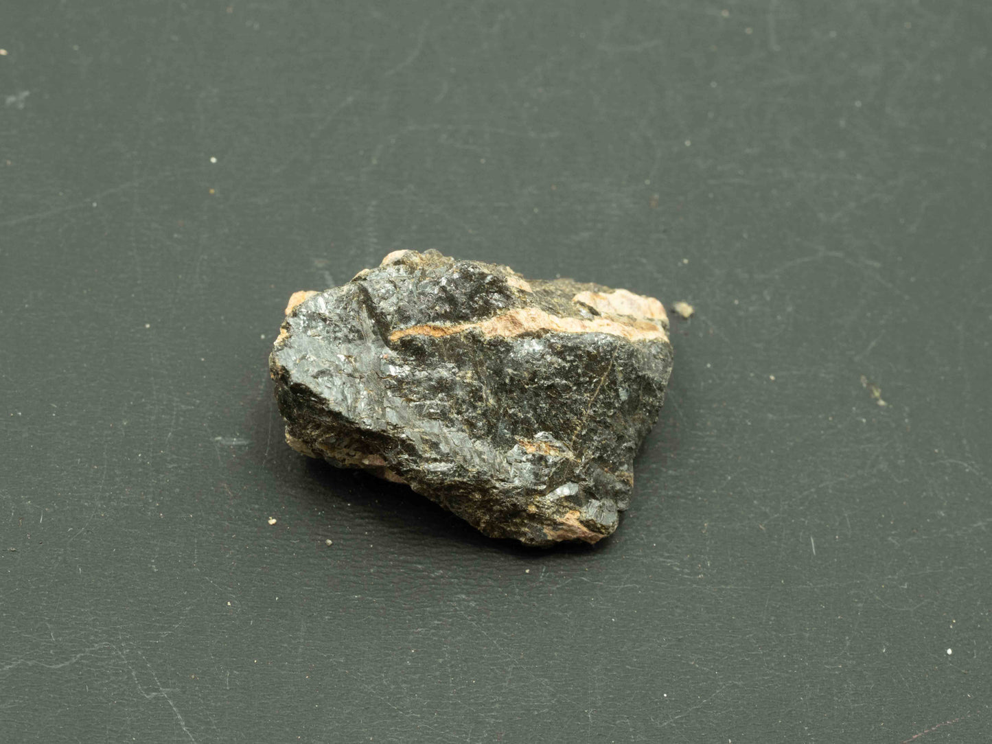 Samarskite-(Y) — Platte County, Jefferson County, Colorado, USA